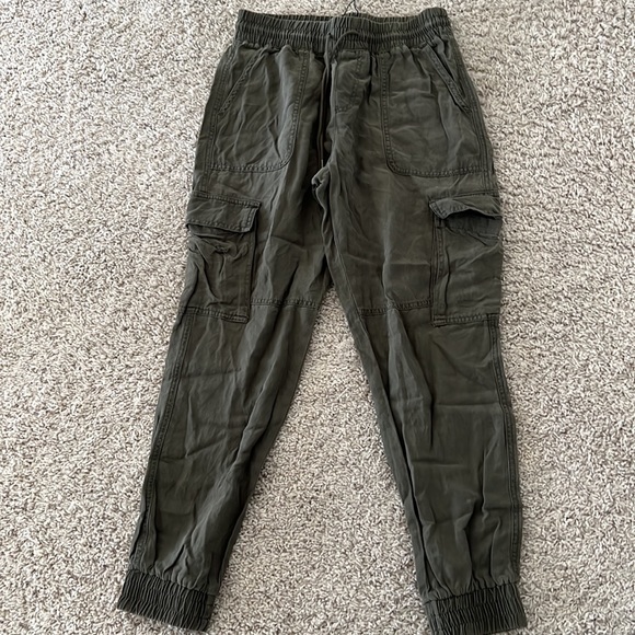 Garage Pants & Jumpsuits Garage Green Cargo Jogger Pants Poshmark